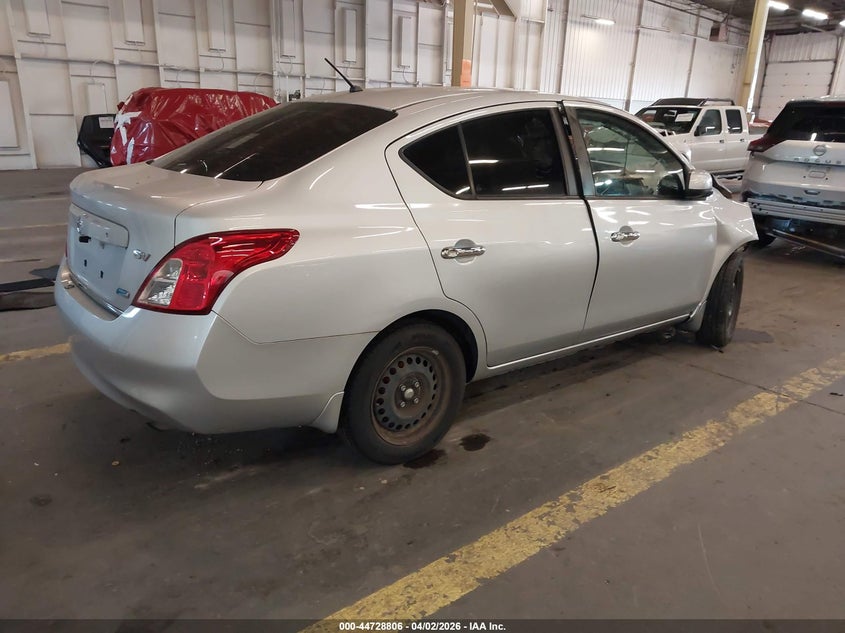 2012 Nissan Versa 1.6 Sv