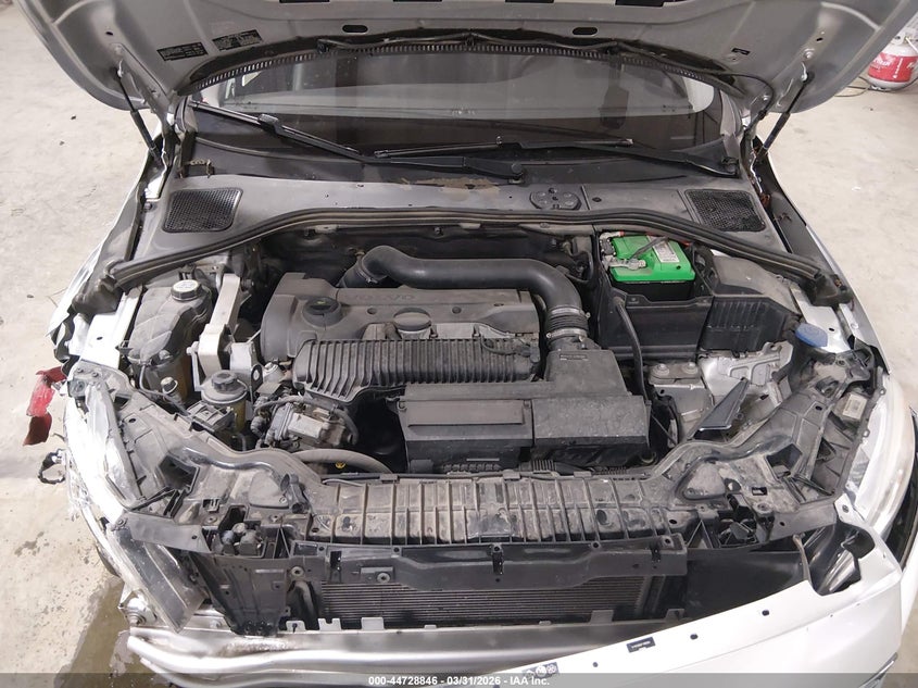 2015 Volvo V60 T5 Premier VIN: YV1612SB2F1195663 Lot: 44728846