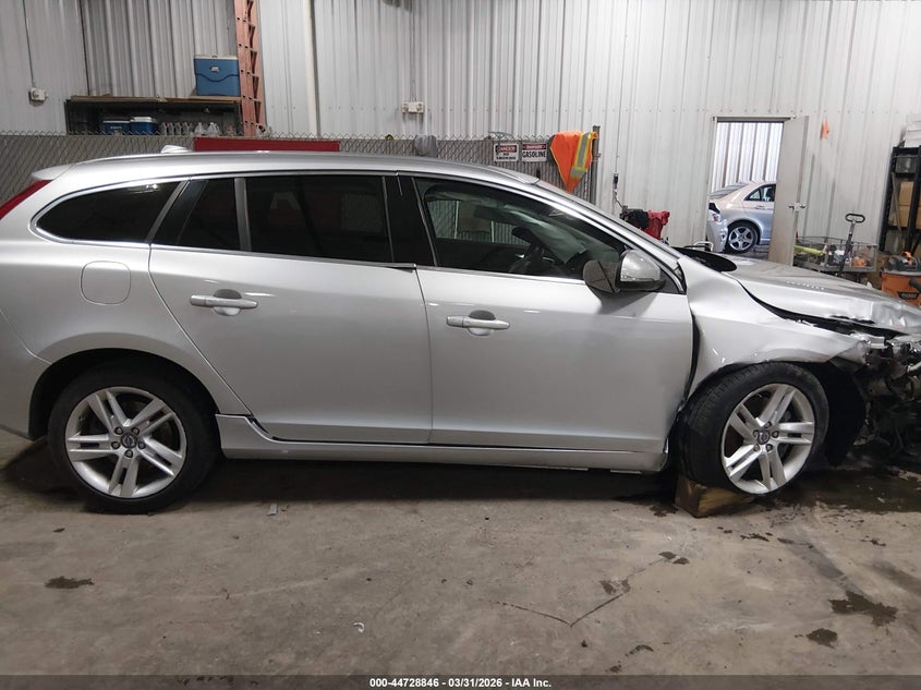2015 Volvo V60 T5 Premier VIN: YV1612SB2F1195663 Lot: 44728846