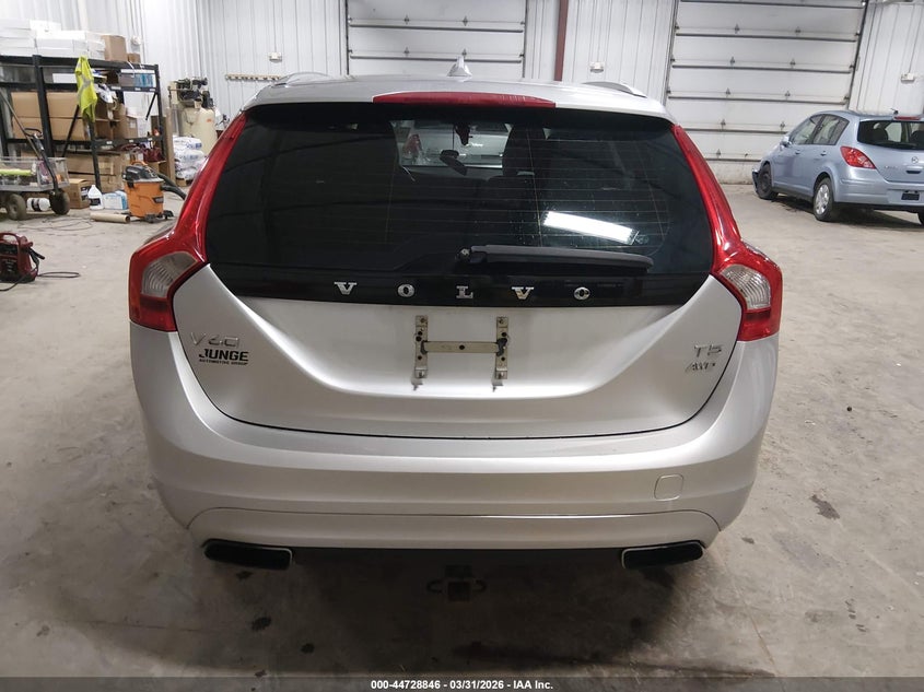 2015 Volvo V60 T5 Premier VIN: YV1612SB2F1195663 Lot: 44728846