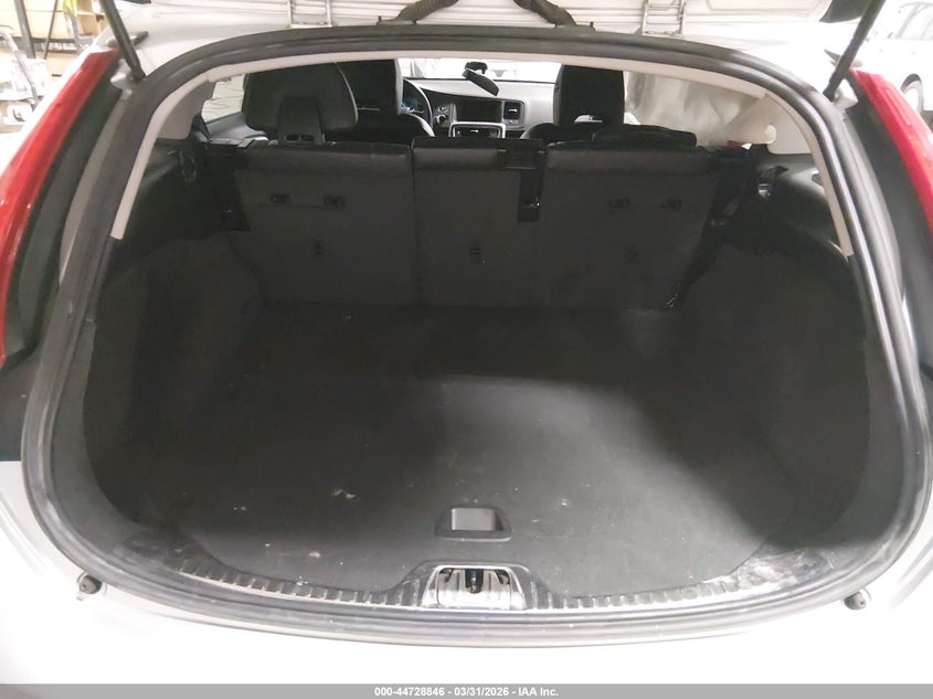 2015 Volvo V60 T5 Premier VIN: YV1612SB2F1195663 Lot: 44728846