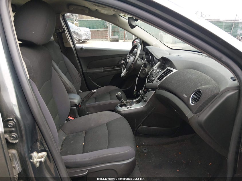 2013 Chevrolet Cruze 1Lt Manual