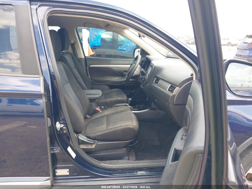 2018 Mitsubishi Outlander Es