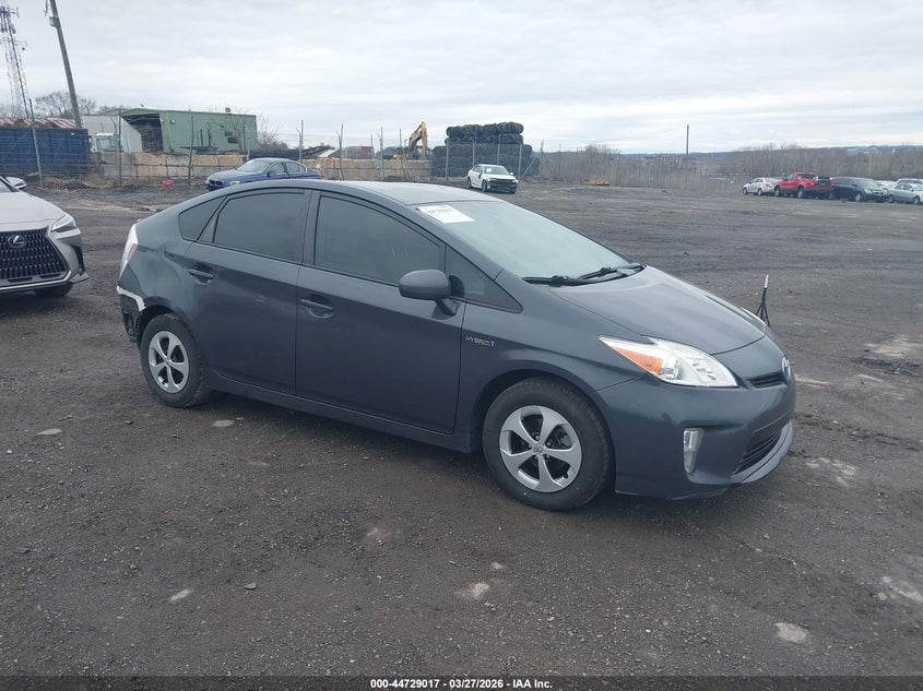 2015 TOYOTA PRIUS TWO