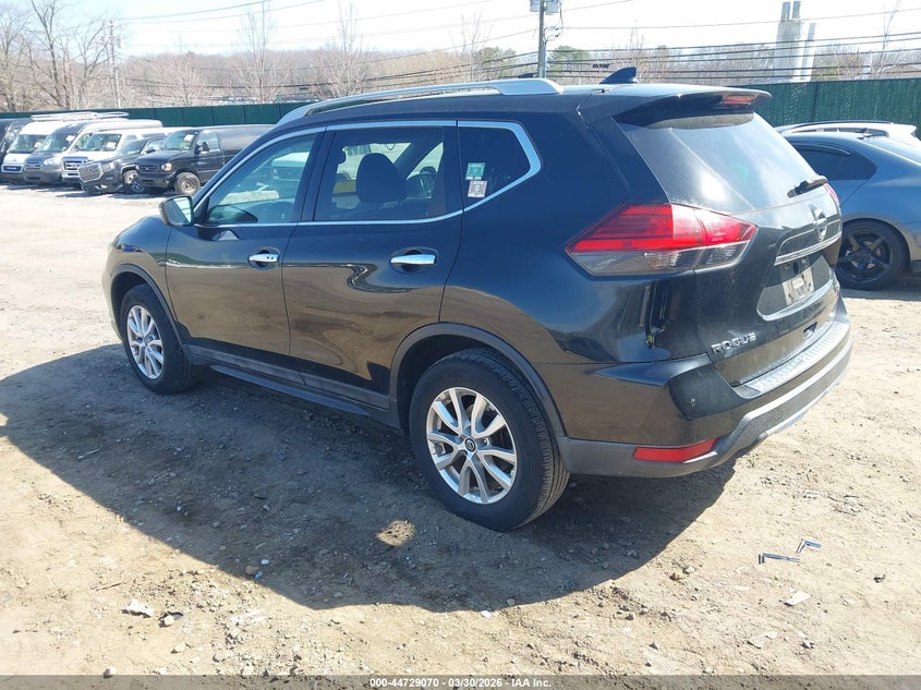 2017 Nissan Rogue Sv