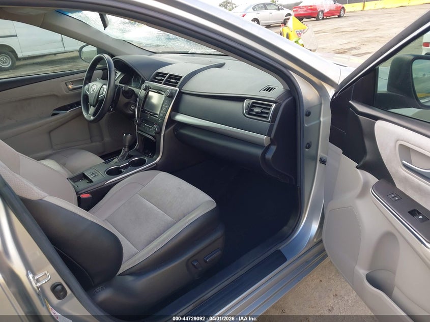 2016 Toyota Camry Xse