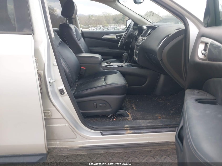 2018 Nissan Pathfinder Sl