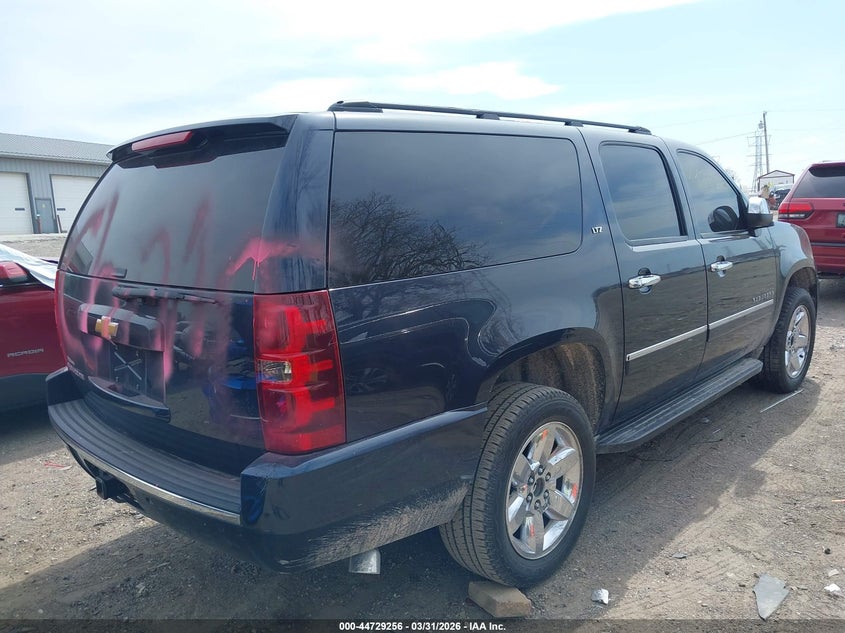 2013 Chevrolet Suburban 1500 Ltz
