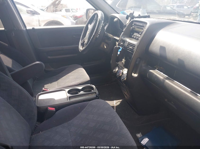 2005 HONDA CR-V auction photo 5
