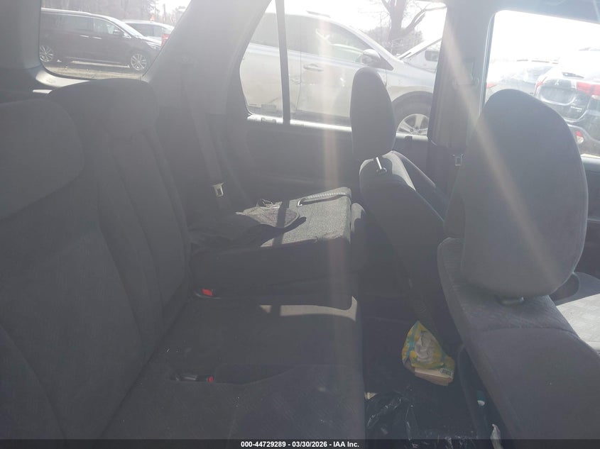2005 HONDA CR-V auction photo 8