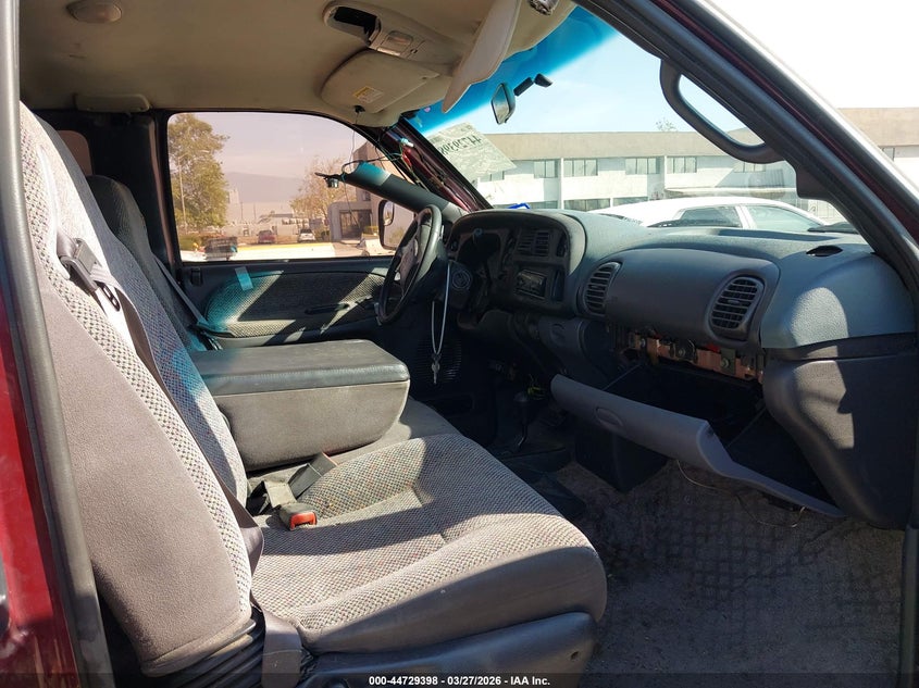 2002 Dodge Ram 2500 St