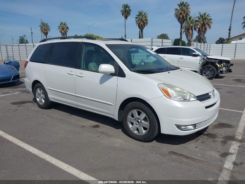 2004 Toyota Sienna Xle