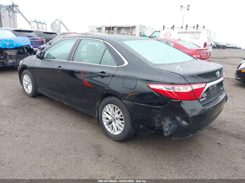 2017 Toyota Camry Le