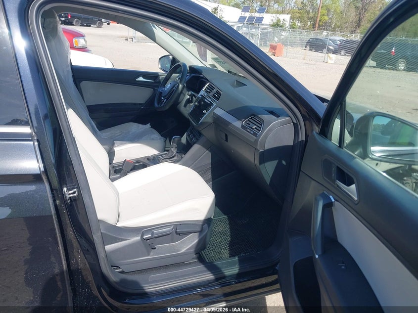 2020 Volkswagen Tiguan 2.0T Se/2.0T Se R-Line Black/2.0T Sel