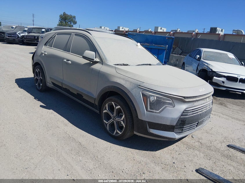 Vin: kndcr3le9r5168909, lot: 45226679, kia niro ex touring 2024 img_1