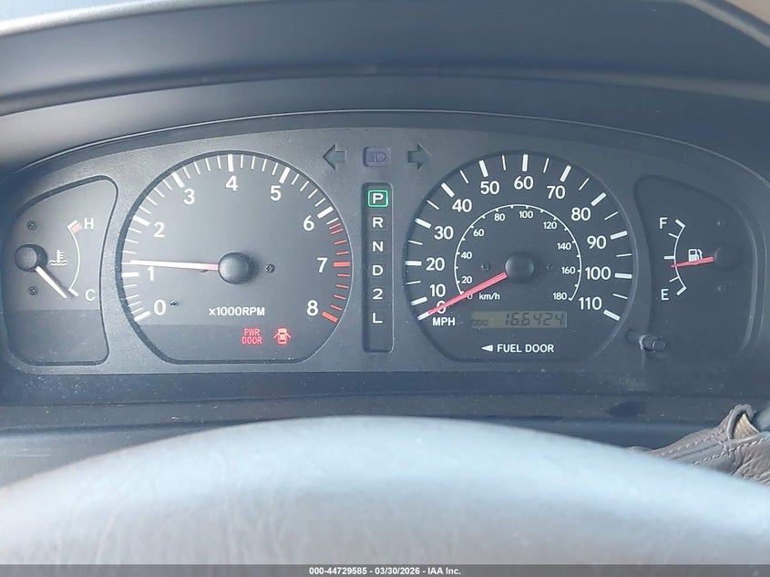 2000 Toyota Sienna Le VIN: 4T3ZF13C6YU257768 Lot: 44729585