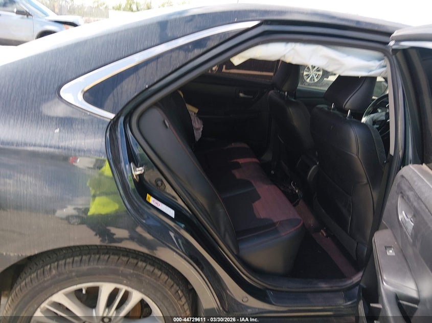 2017 TOYOTA CAMRY auction photo 8