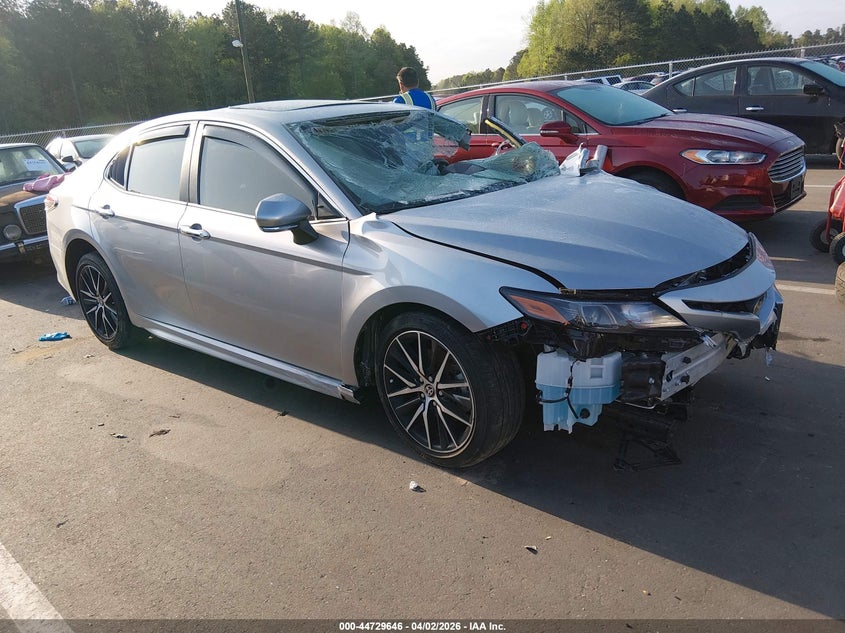 2023 TOYOTA CAMRY auction photo 1