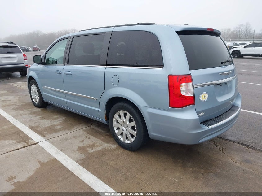 2013 Chrysler Town & Country Touring