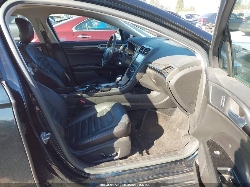 2014 Ford Fusion Hybrid Se