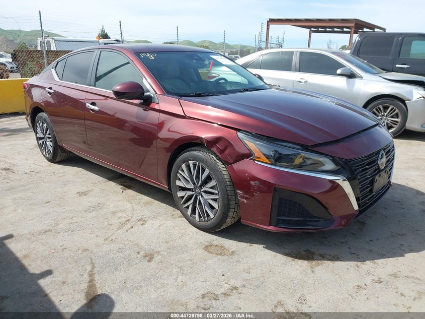 2023 Nissan Altima Sv Fwd