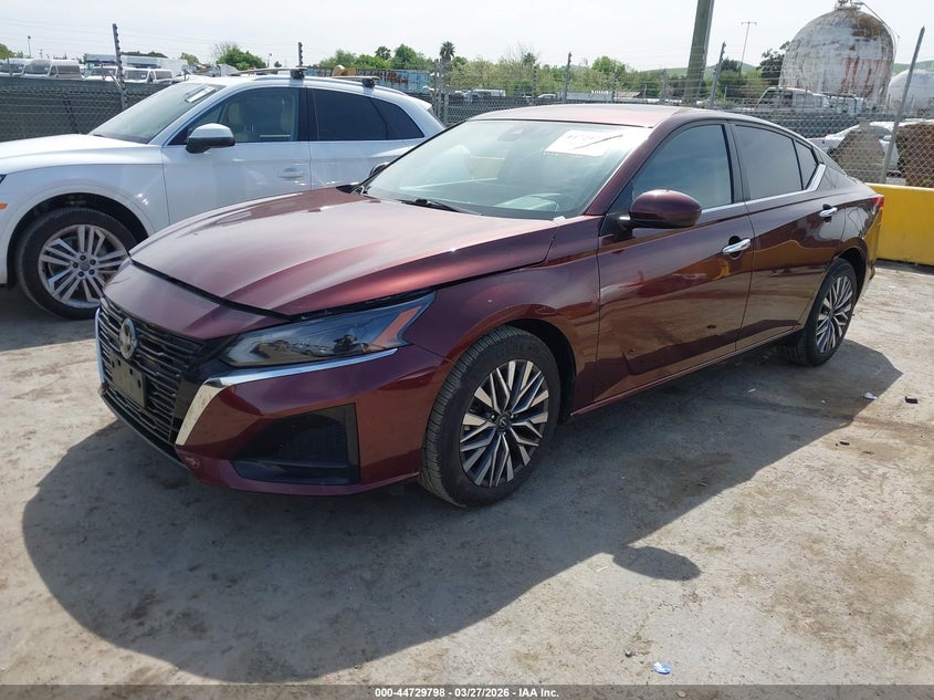 2023 Nissan Altima Sv Fwd