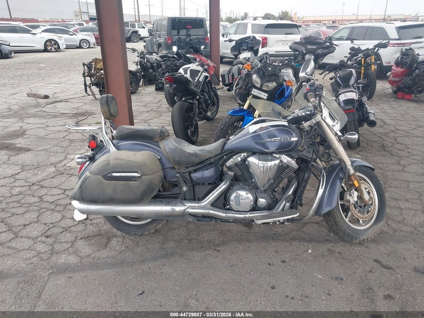 2015 Yamaha Xvs1300 Ctc/Ctbc VIN: JYAVP32Y3FA000465 Lot: 44729807