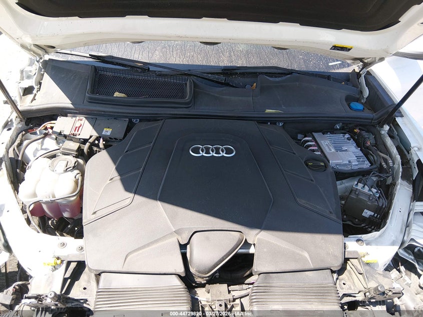2019 Audi Q8 55 Premium VIN: WA1AVAF13KD011012 Lot: 44729820