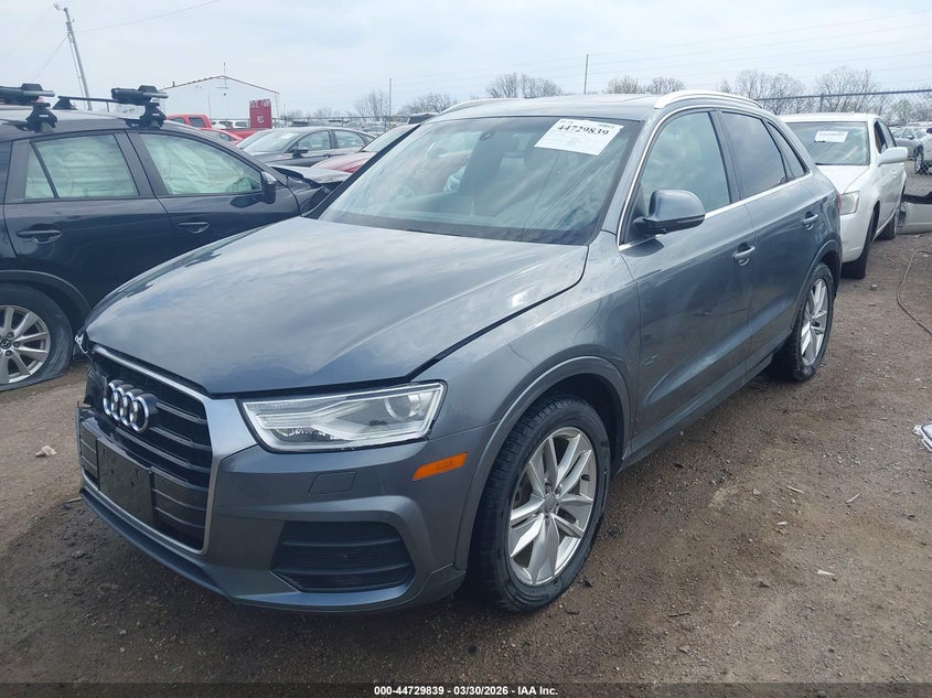 AUDI Q3 - zdjęcie 2