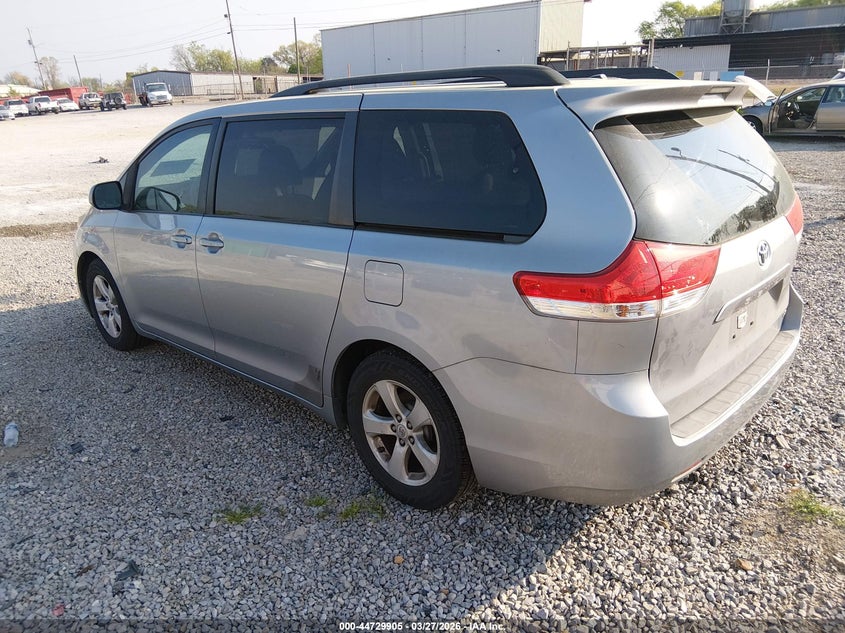2011 Toyota Sienna Le V6