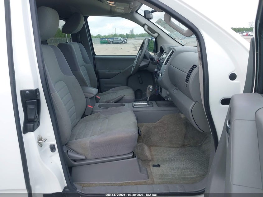 2016 Nissan Frontier S