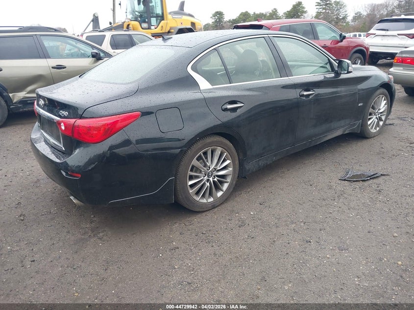 2018 Infiniti Q50 2.0T Luxe