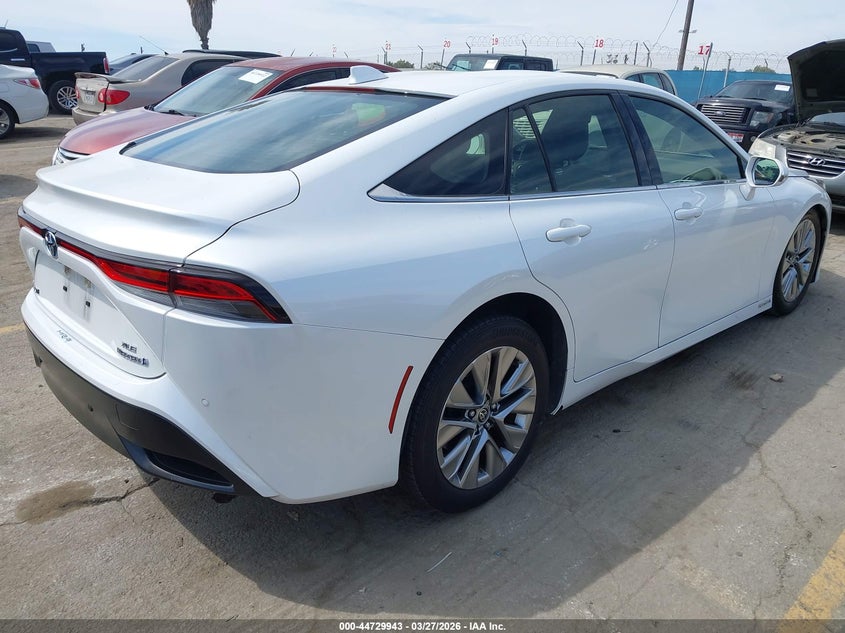 2022 Toyota Mirai Xle