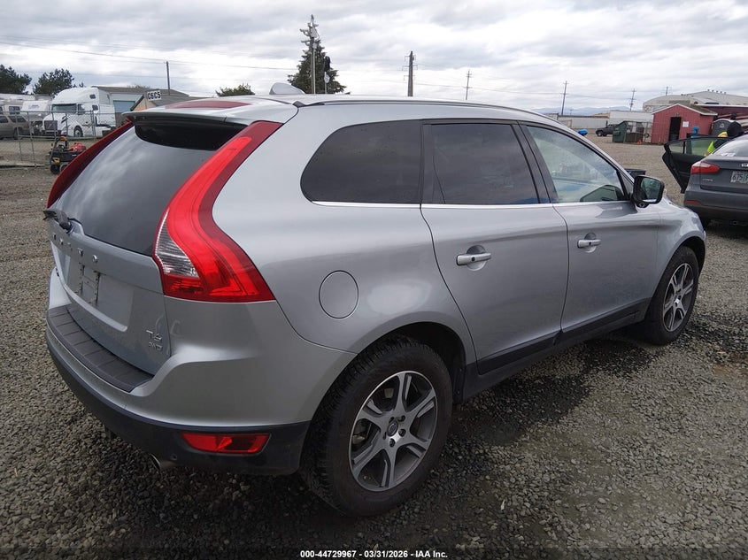 2013 Volvo Xc60 T6/T6 Platinum/T6 Premier Plus/T6 R-Design/T6 R-Design Platinum/T6 R-Design Premier Plus