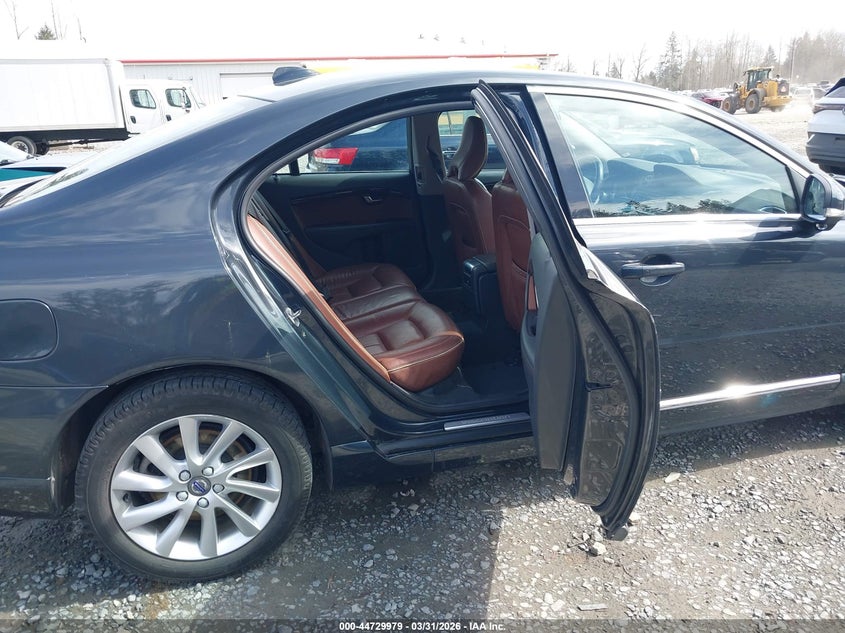 2015 Volvo S80 T5 Platinum VIN: YV140MAM6F1190491 Lot: 44729979