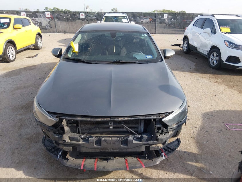 2018 Buick Regal Sportback Preferred VIN: W04GL6SX8J1109833 Lot: 44729980