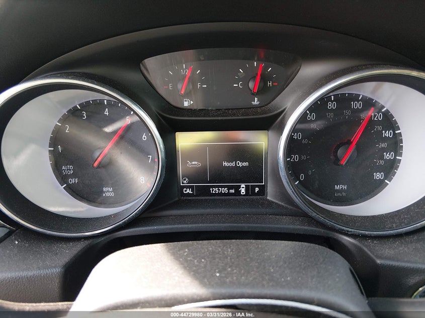 2018 Buick Regal Sportback Preferred VIN: W04GL6SX8J1109833 Lot: 44729980