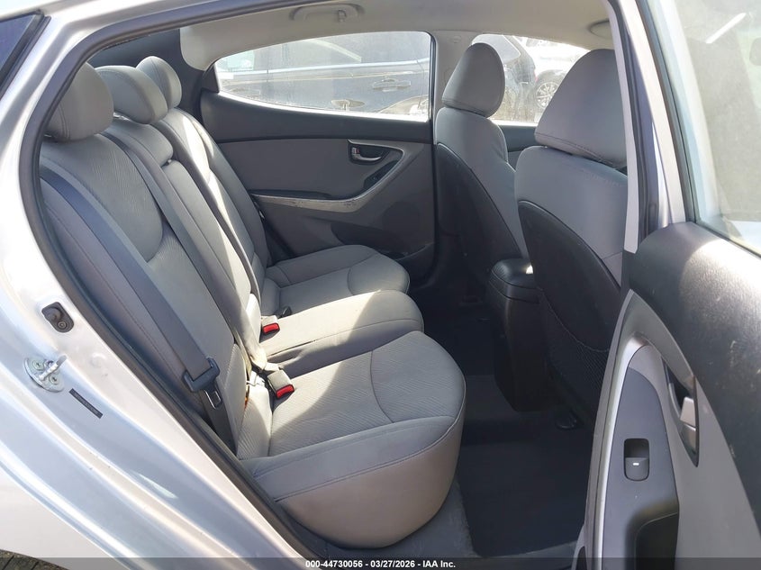 2012 Hyundai Elantra 1.8 Gls silver Lot 111044730056 Vin 5NPDH4AE8CH142888