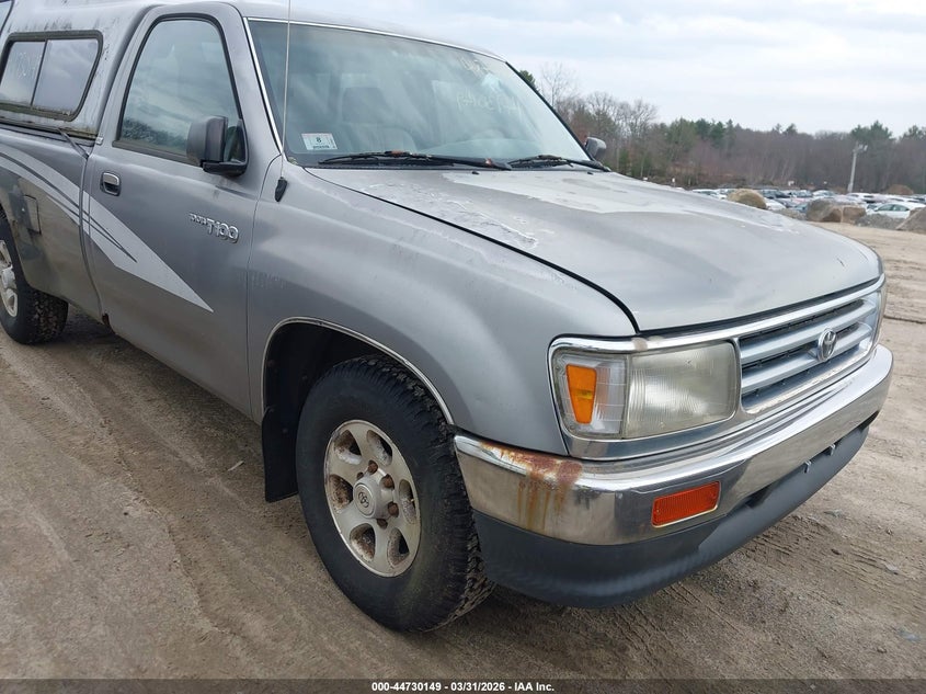 JT4VD10C8P0007704 TOYOTA T100 Photo 1