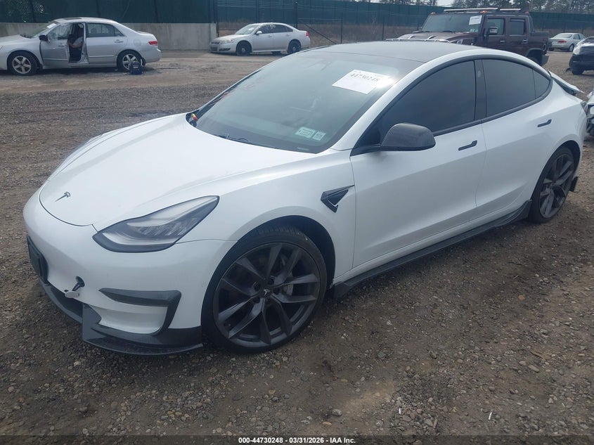 Vin: 5yj3e1eb7kf493615, lot: 45227428, tesla model 3 long range/performance 20192