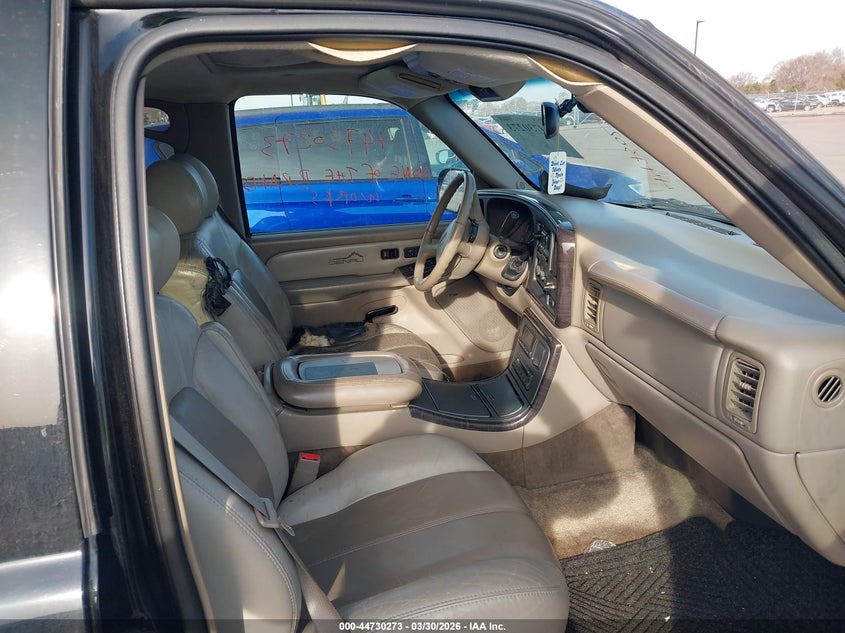 2002 GMC Yukon Denali