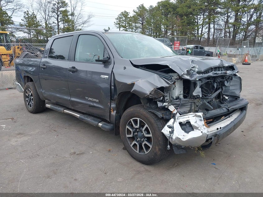 2018 Toyota Tundra Sr5 5.7L V8