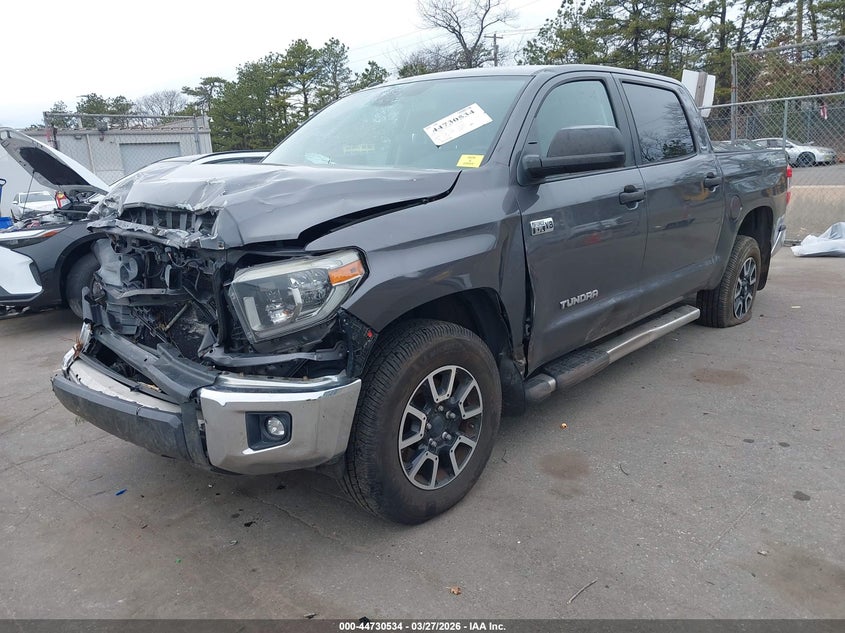 2018 Toyota Tundra Sr5 5.7L V8