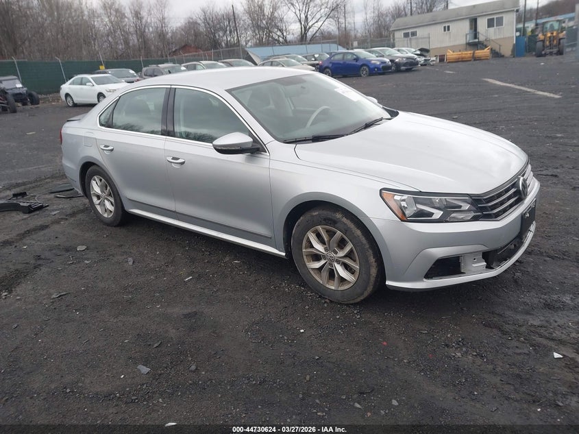 2017 Volkswagen Passat 1.8T S