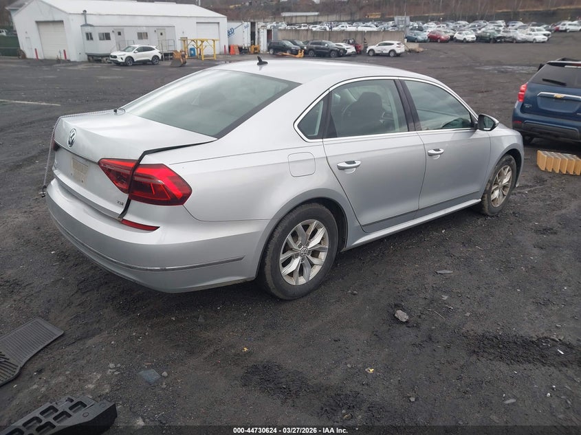 2017 Volkswagen Passat 1.8T S