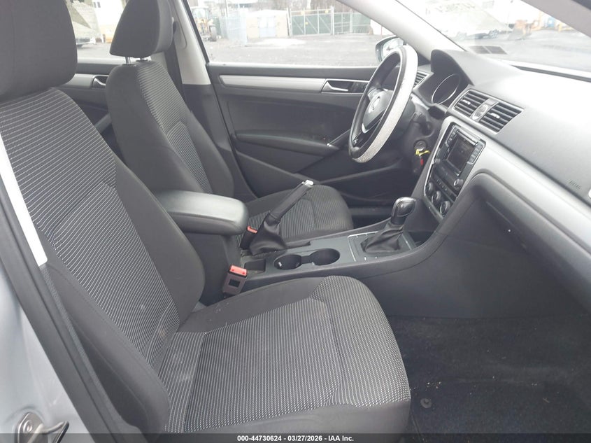 2017 Volkswagen Passat 1.8T S