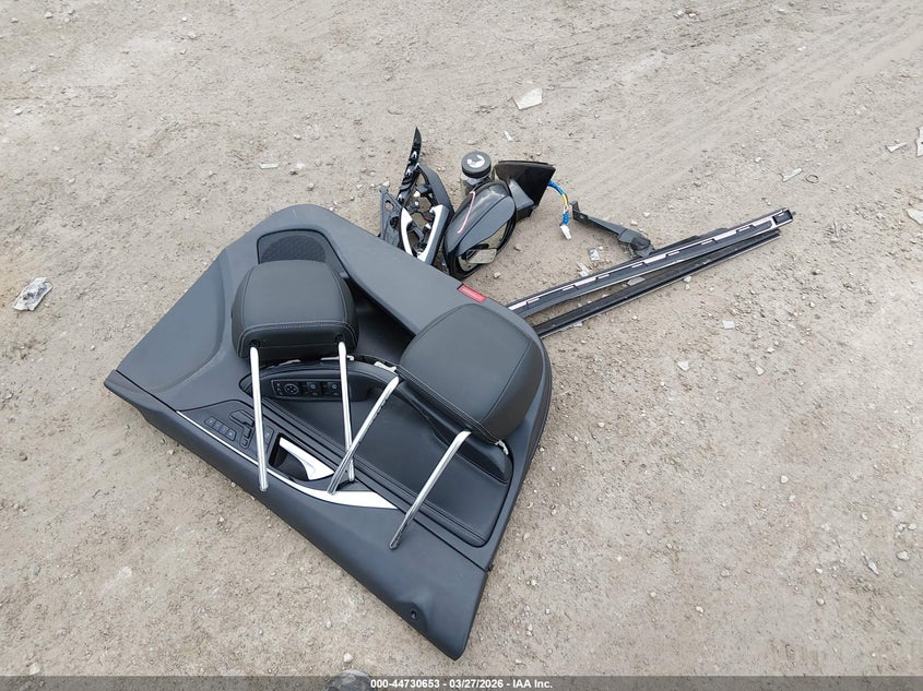 2018 Infiniti Qx30 Luxe VIN: SJKCH5CR3JA005666 Lot: 44730653