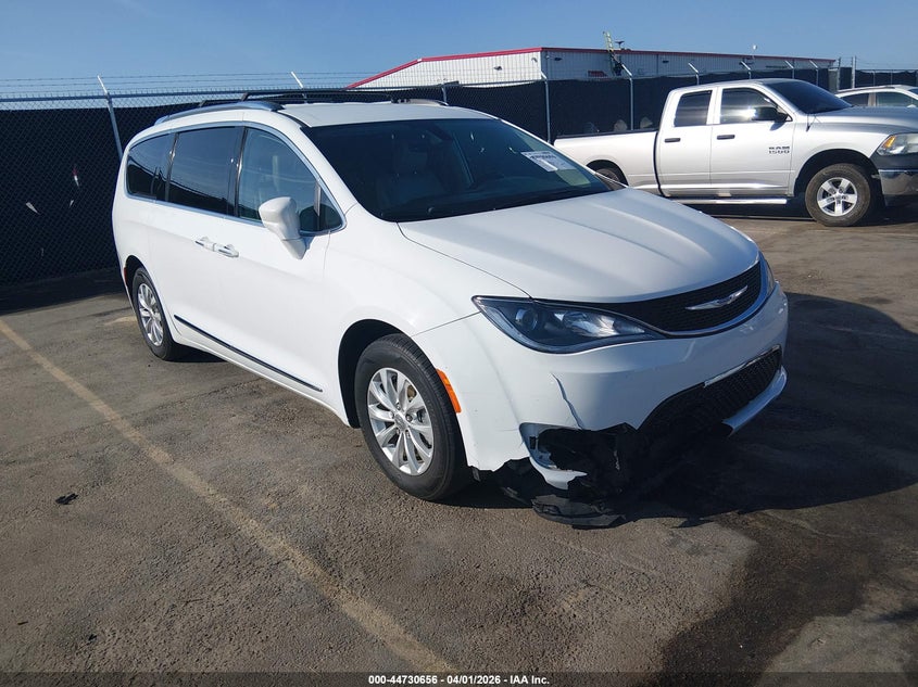 2019 Chrysler Pacifica Touring L