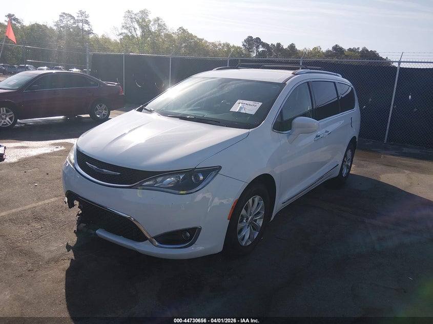 2019 Chrysler Pacifica Touring L
