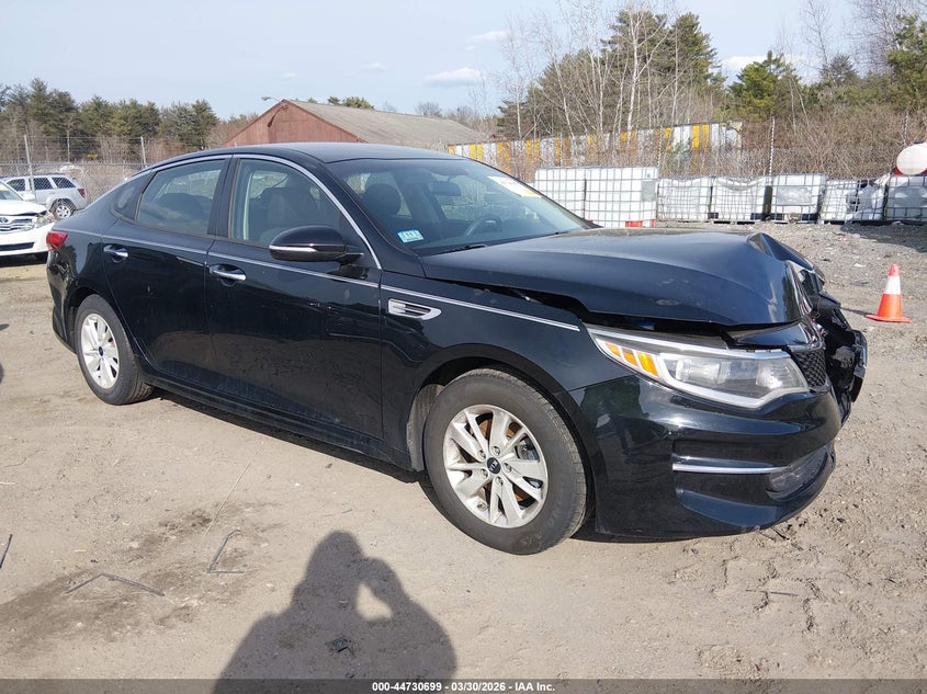 Vin: 5xxgt4l37jg214759, lot: 45227879, kia optima lx 2018 img_1